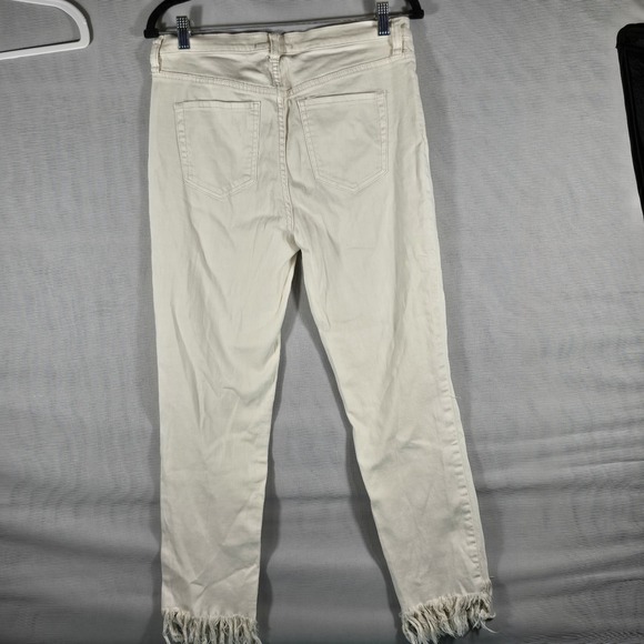 Free People Womens 29 Distressed‎ Skinny Jeans Raw Fringed Frayed Hem Cream - Picture 2 of 11